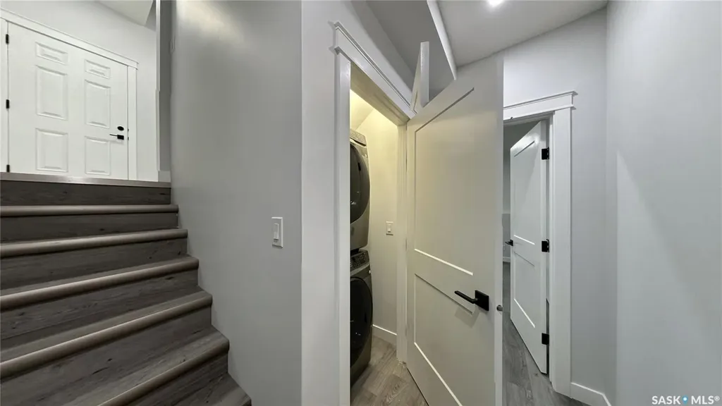 503 Kinloch Court Saskatoon SK S7M 5K1