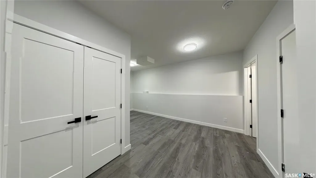 503 Kinloch Court Saskatoon SK S7M 5K1