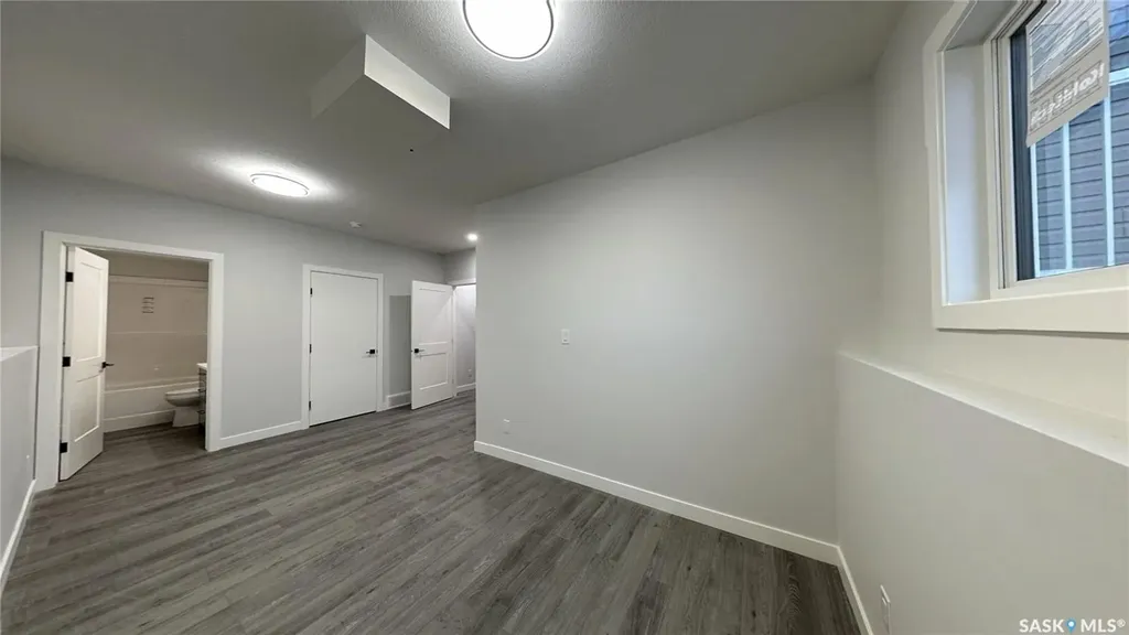 503 Kinloch Court Saskatoon SK S7M 5K1