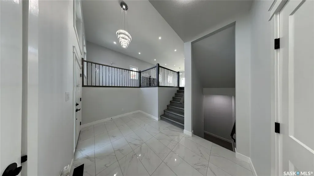 503 Kinloch Court Saskatoon SK S7M 5K1