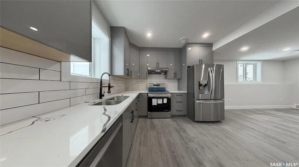 503 Kinloch Court Saskatoon SK S7M 5K1