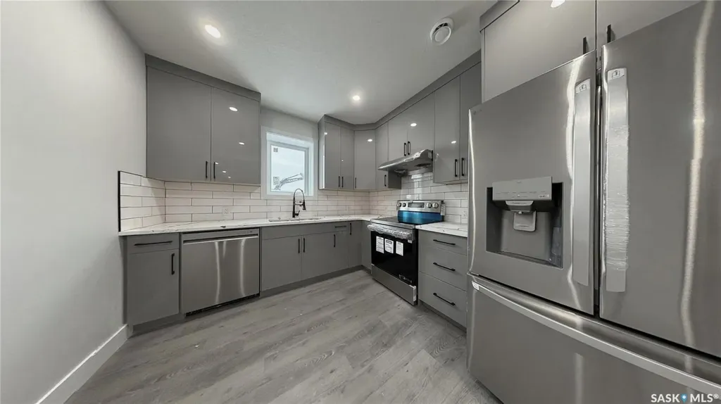 503 Kinloch Court Saskatoon SK S7M 5K1