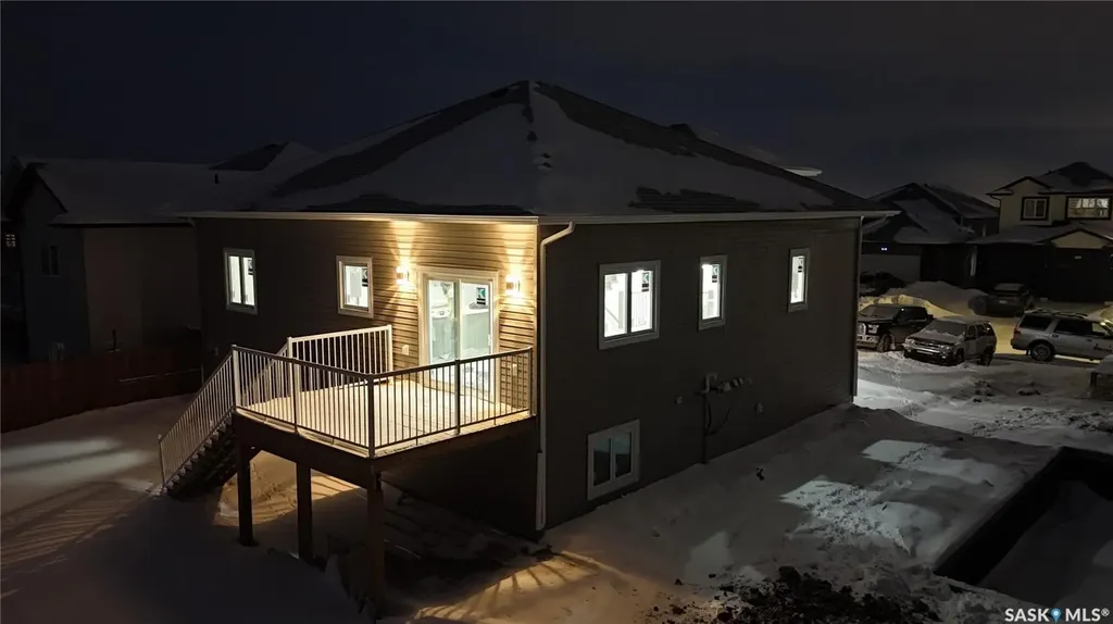 503 Kinloch Court Saskatoon SK S7M 5K1