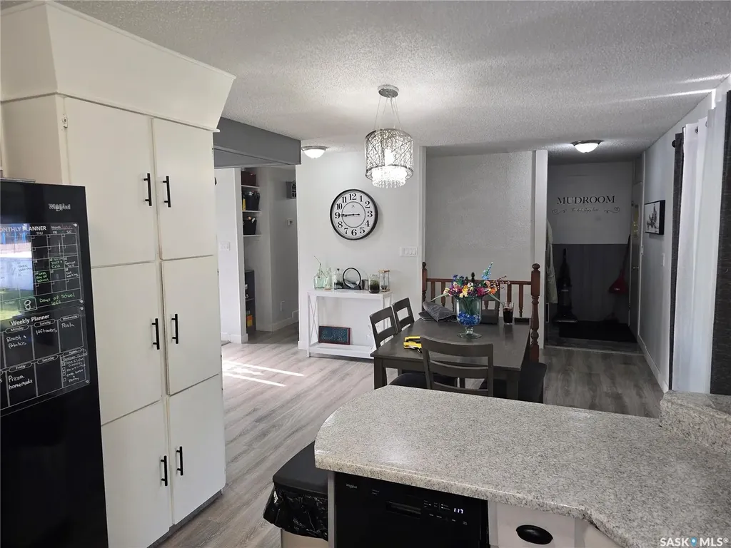 212 8th Street E Wynyard SK S0A 4T0
