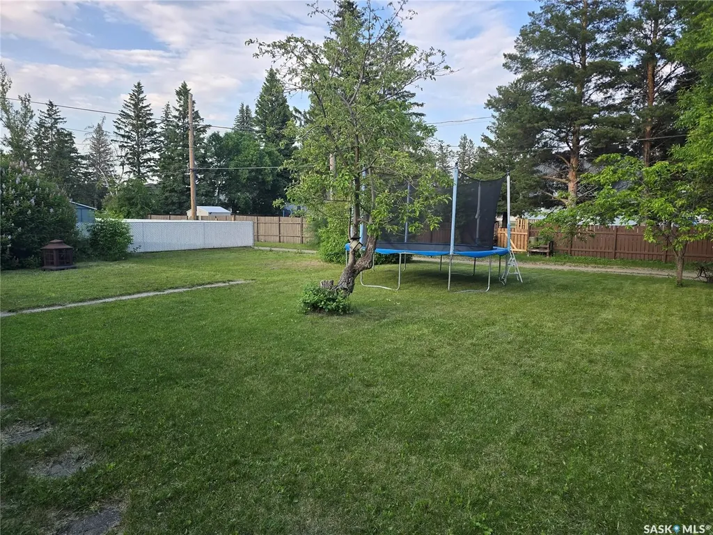 212 8th Street E Wynyard SK S0A 4T0