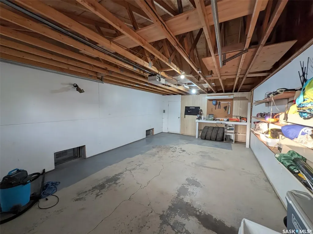 212 8th Street E Wynyard SK S0A 4T0
