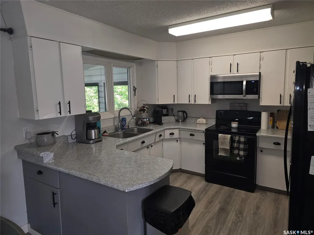212 8th Street E Wynyard SK S0A 4T0