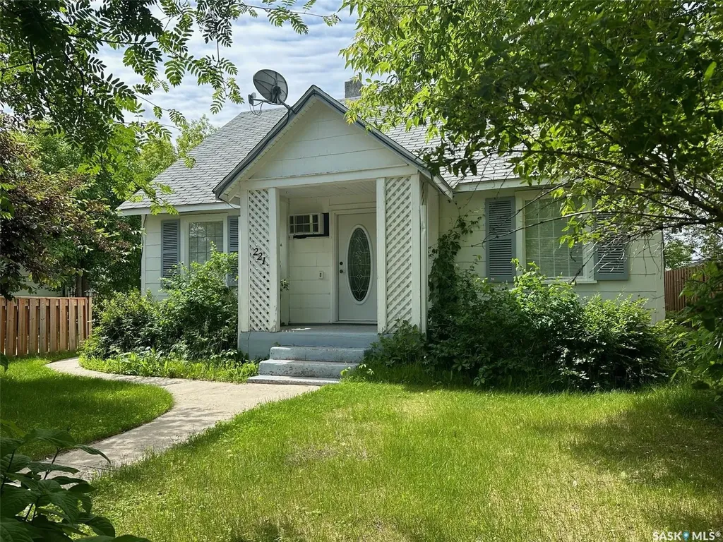 221 Main Street Hudson Bay SK S0E 0Y0