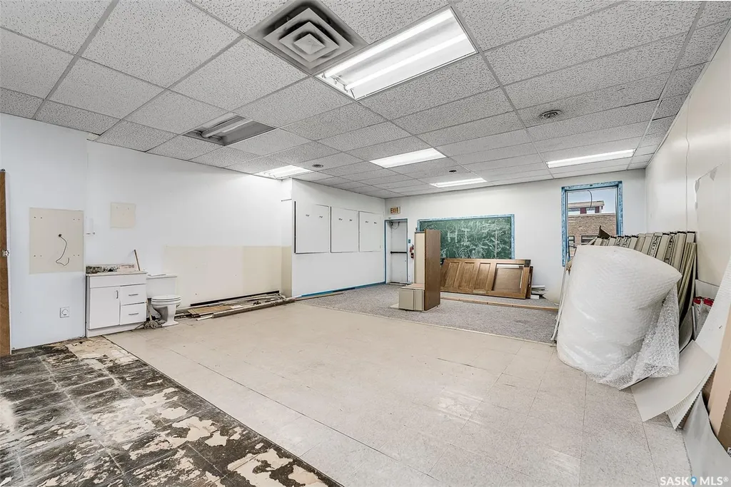 130 Main Street N Moose Jaw SK S6H 3J7