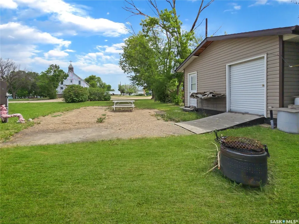 109 Prairie Avenue Simpson SK S0G 4M0