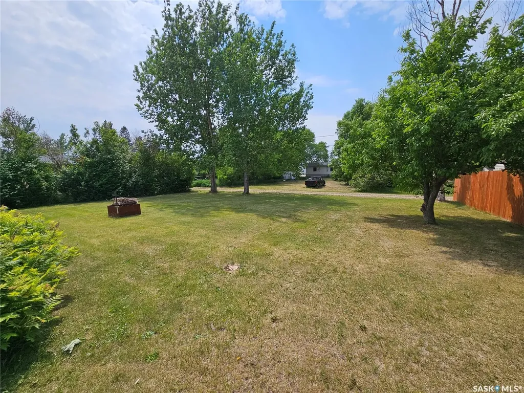 206 West 1st Street Alida SK S0C 0B0