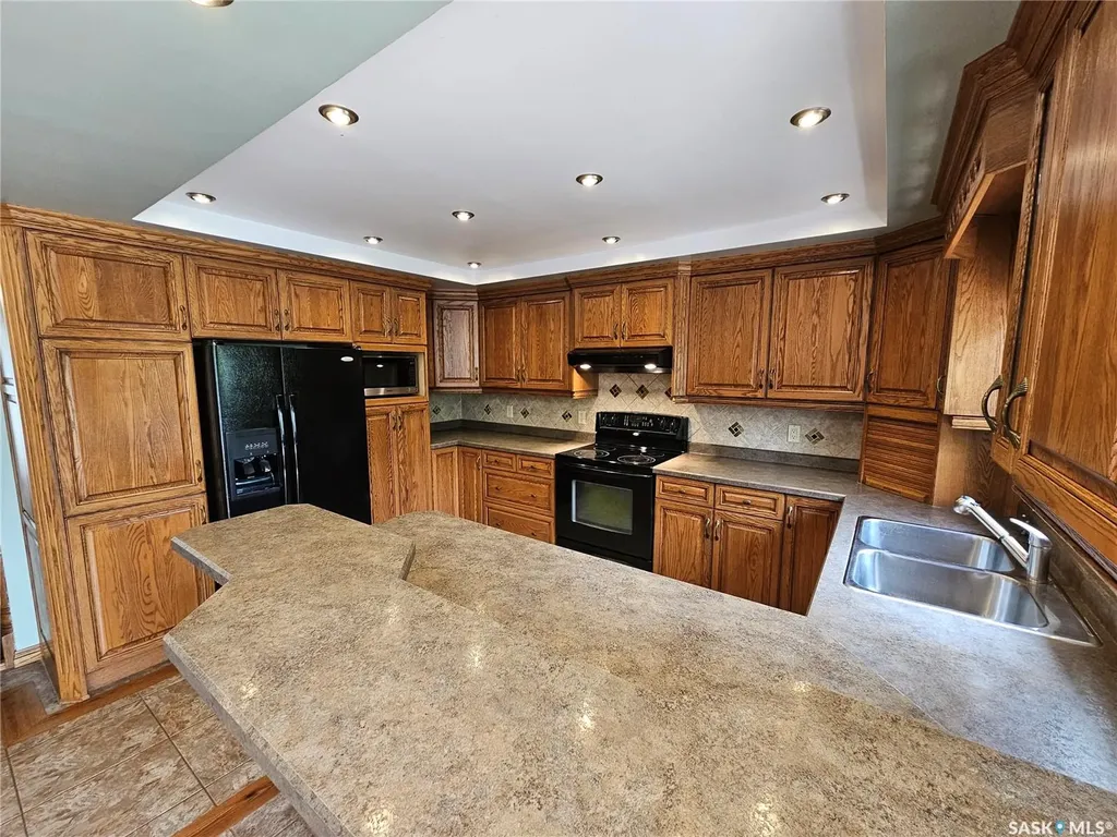 206 West 1st Street Alida SK S0C 0B0