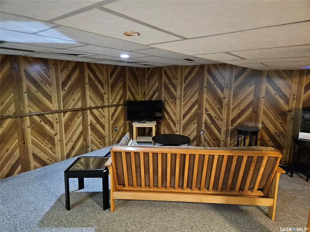 206 West 1st Street Alida SK S0C 0B0