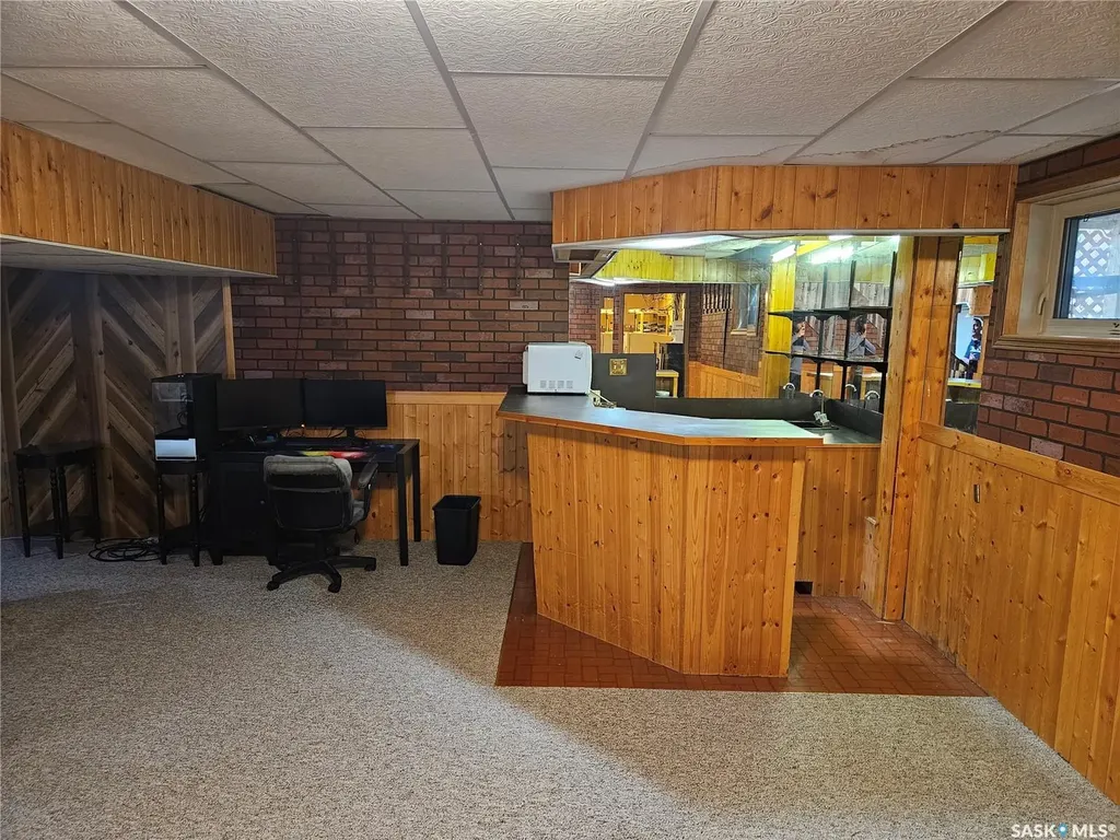 206 West 1st Street Alida SK S0C 0B0