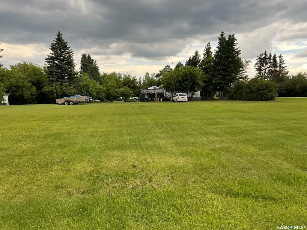 117 First Street E Invergordon Rm No. 430 SK S0K 4K0