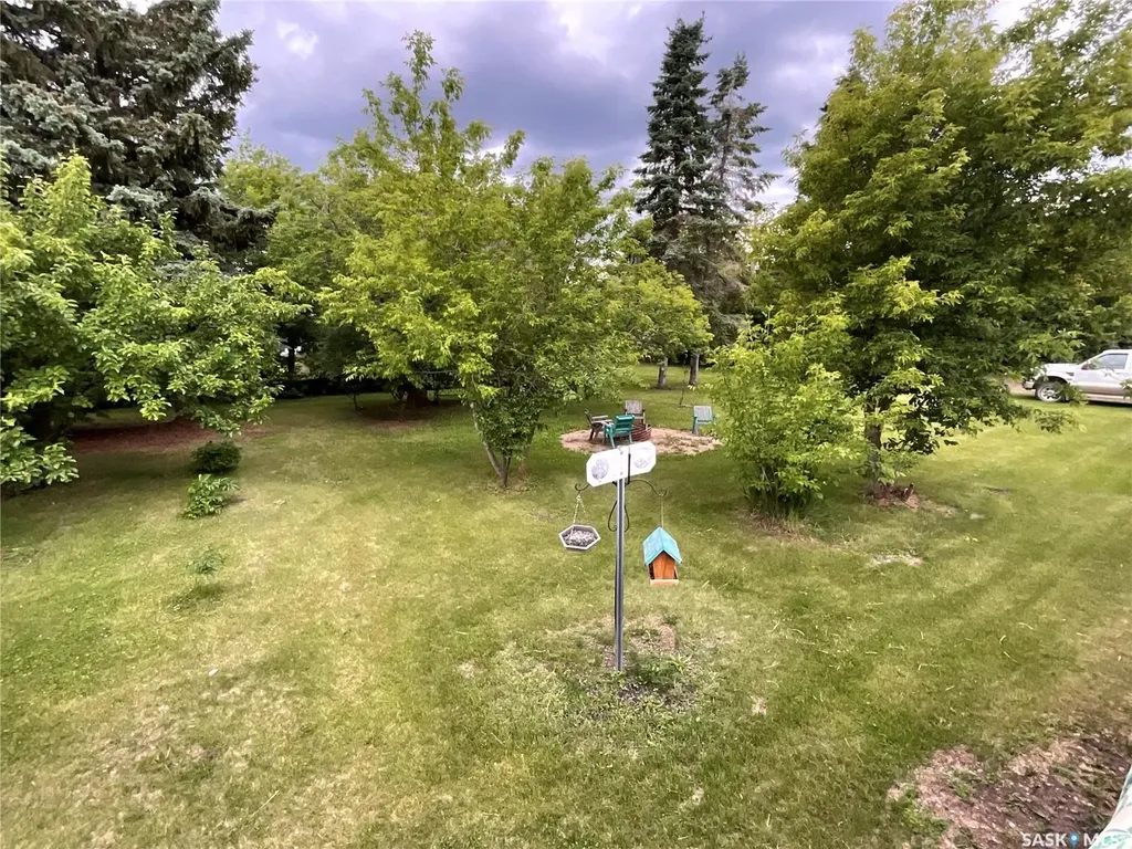 117 First Street E Invergordon Rm No. 430 SK S0K 4K0