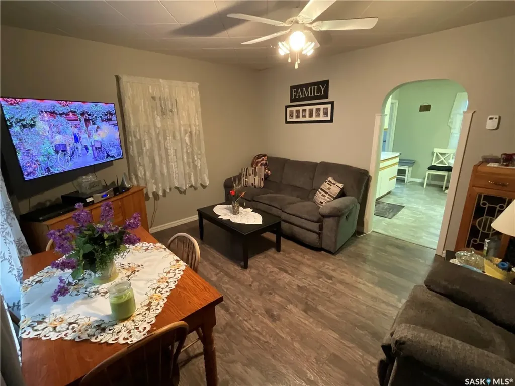 117 First Street E Invergordon Rm No. 430 SK S0K 4K0