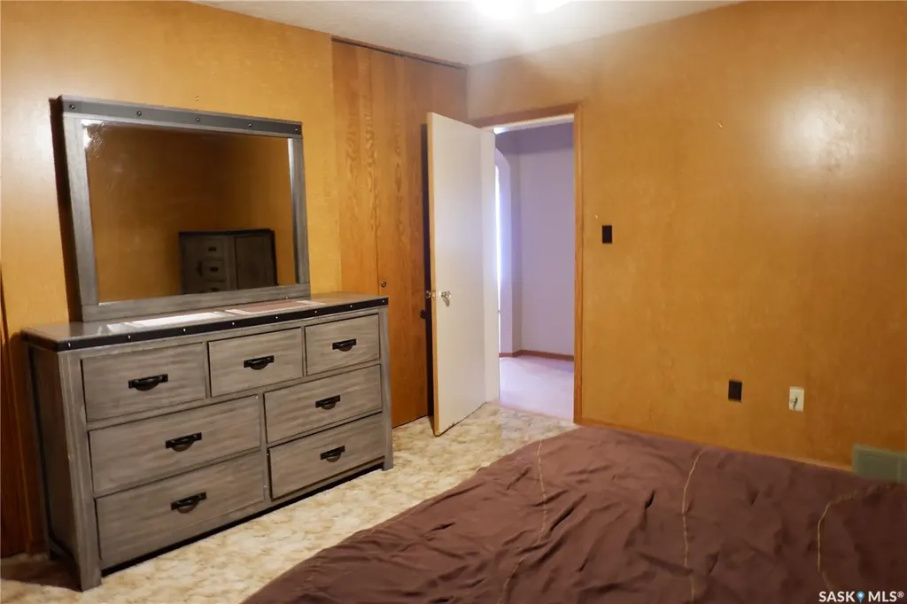 48 2nd Avenue E Lafleche SK S0H 2K0