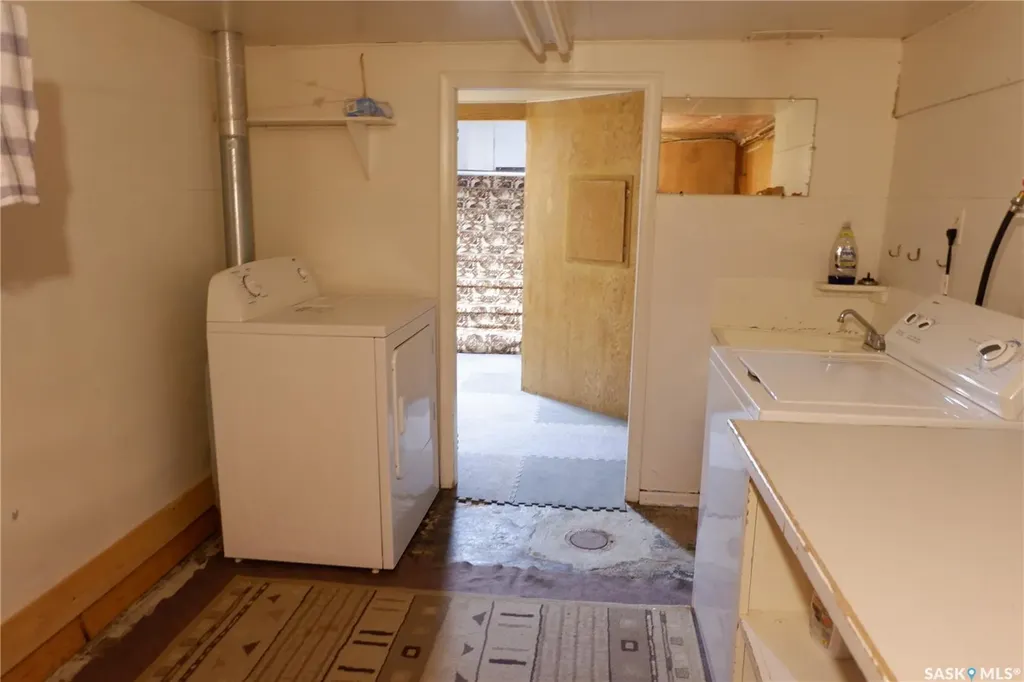 48 2nd Avenue E Lafleche SK S0H 2K0