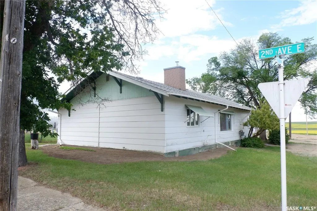 48 2nd Avenue E Lafleche SK S0H 2K0