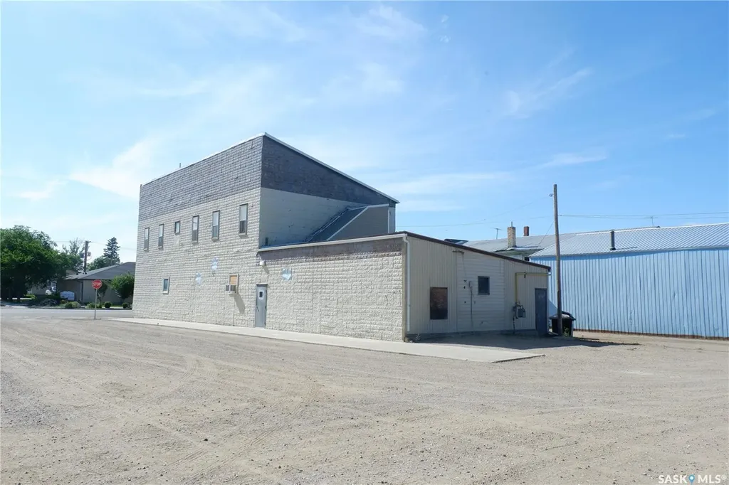 401 Main Street Mossbank SK S0H 3G0