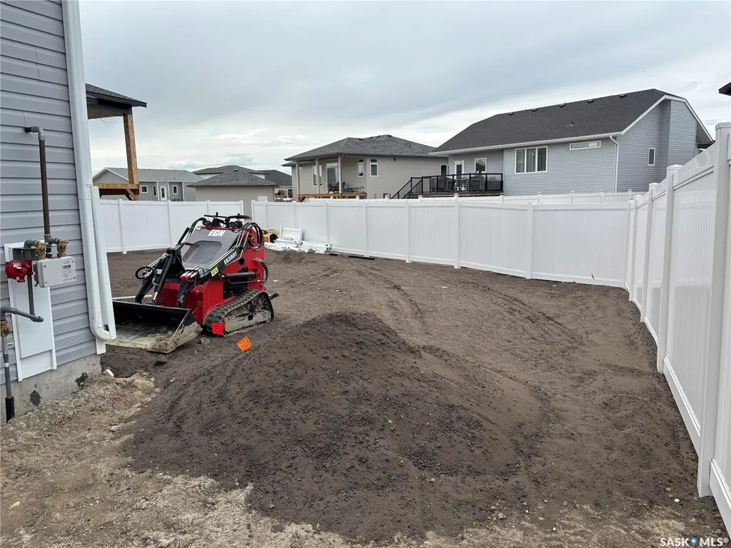 720 Weir Crescent Warman SK S0K 4S4