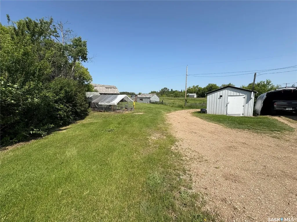 108 Warren Road Kelliher SK S0A 1V0