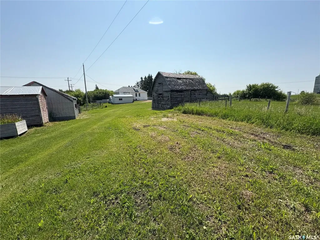 108 Warren Road Kelliher SK S0A 1V0