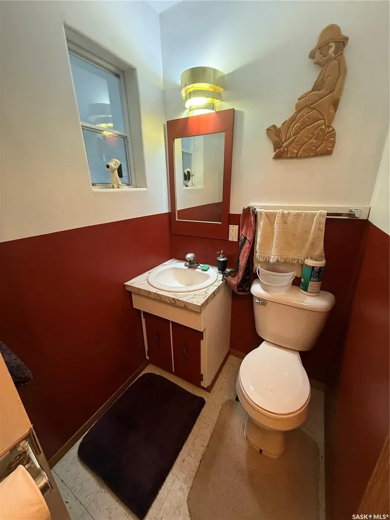 57 Eisenhower Street Redvers SK S0C 2H0