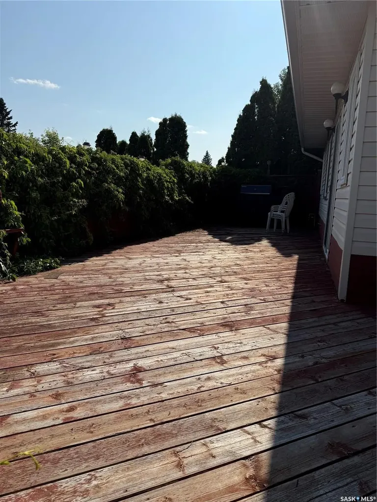 57 Eisenhower Street Redvers SK S0C 2H0