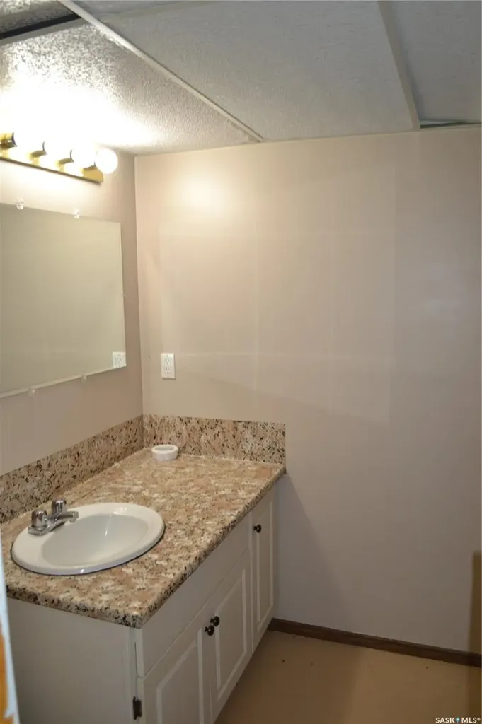 15 O'connor Crescent Kindersley SK S0L 1S1