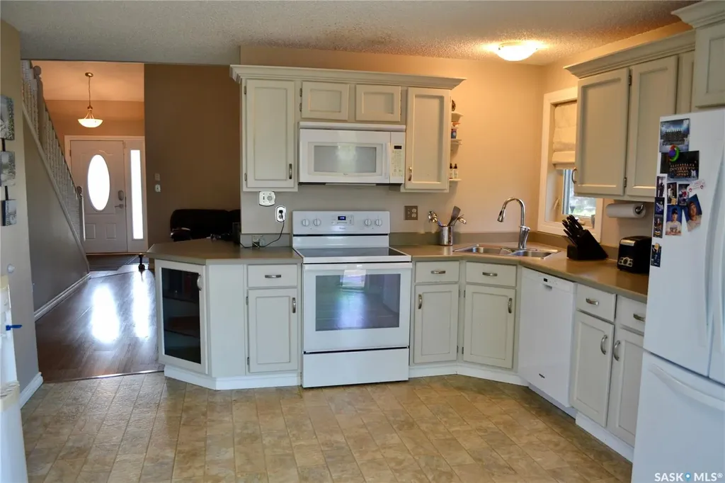 15 O'connor Crescent Kindersley SK S0L 1S1