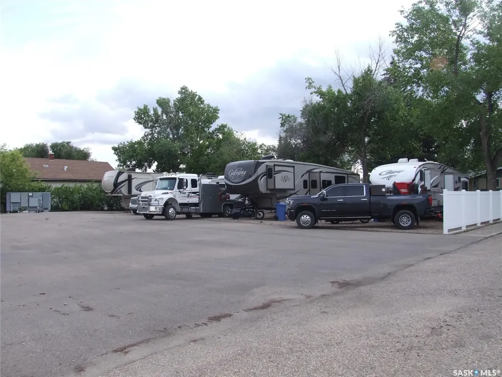 661 Maharg Avenue Burstall SK S0N 0H0