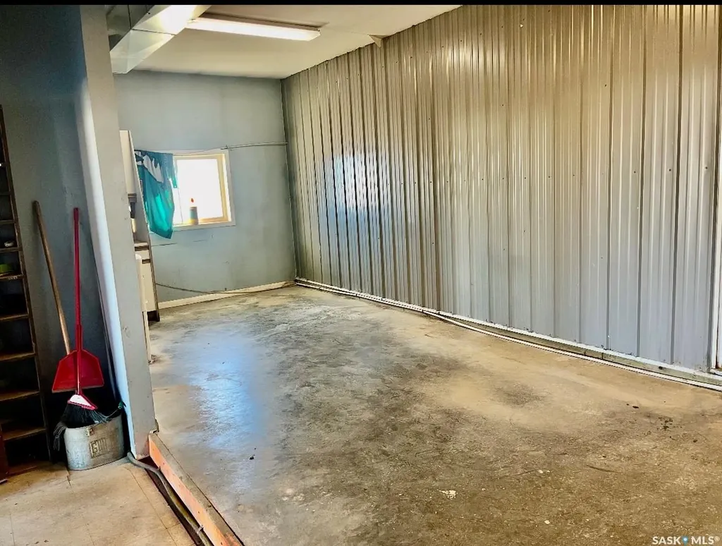 111 South Service Road Wynyard SK S0A 4T0
