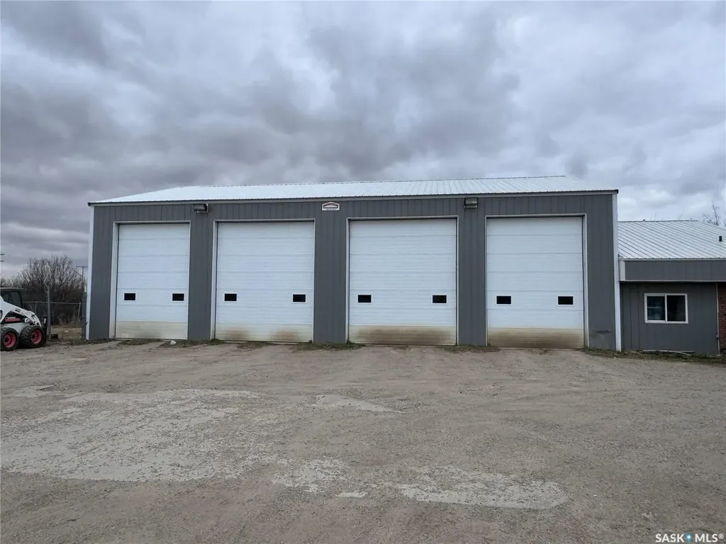 111 South Service Road Wynyard SK S0A 4T0
