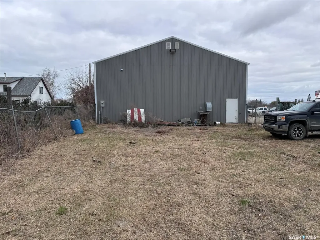 111 South Service Road Wynyard SK S0A 4T0