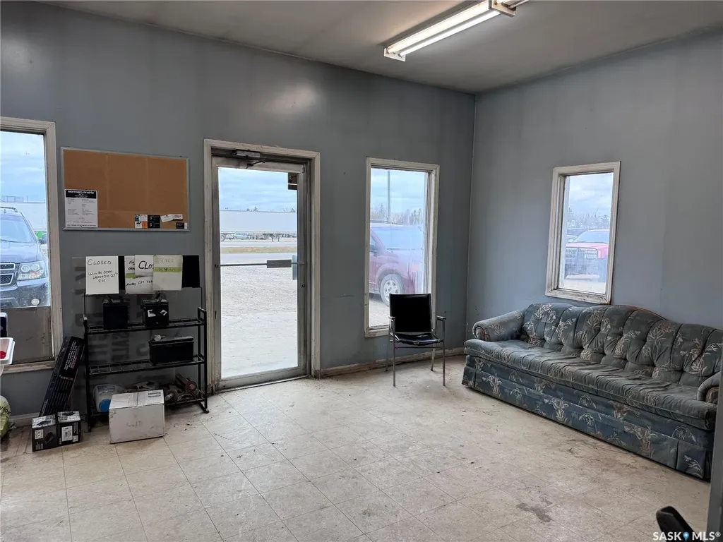 111 South Service Road Wynyard SK S0A 4T0