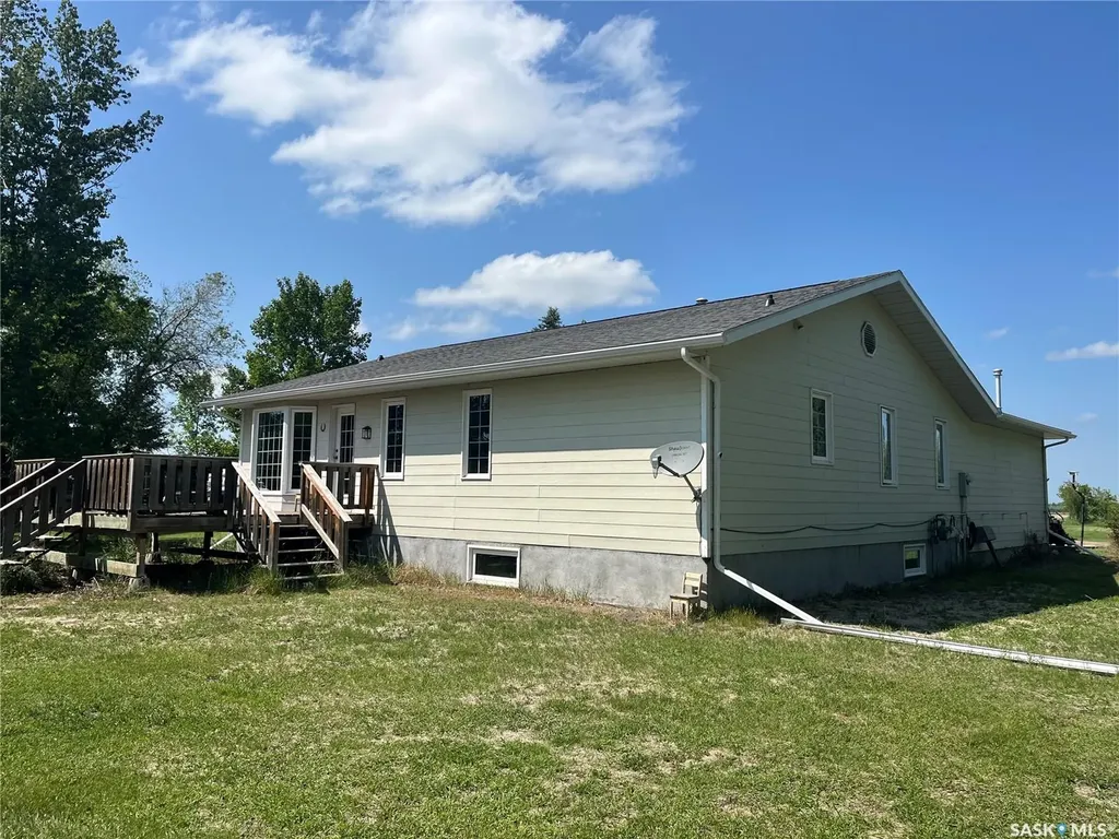 1000 Railway Avenue W Foam Lake SK S0A 1A0