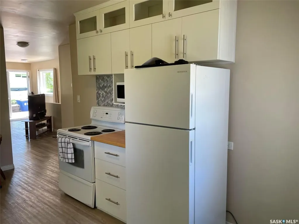 118 2nd Street E Lafleche SK S0H 2K0