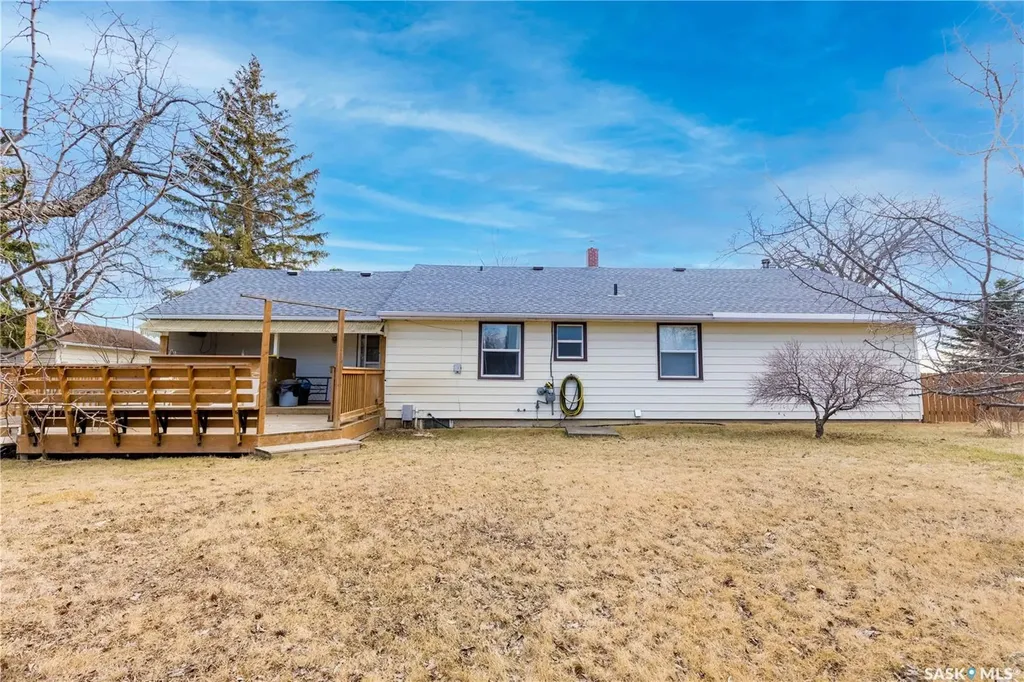 103 2nd Avenue S Goodsoil SK S0M 1A0