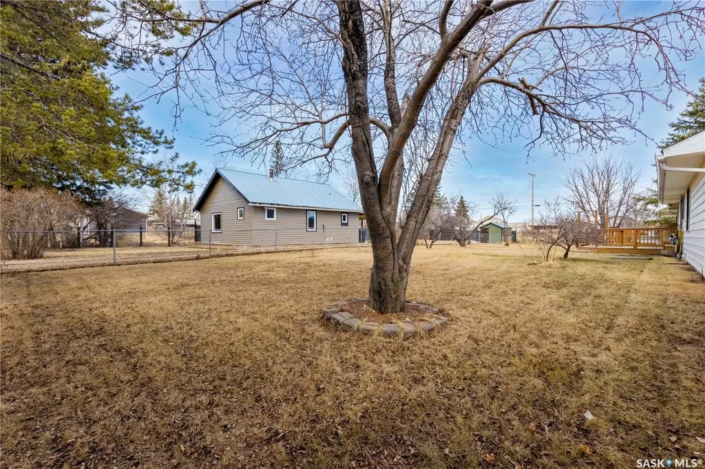 103 2nd Avenue S Goodsoil SK S0M 1A0