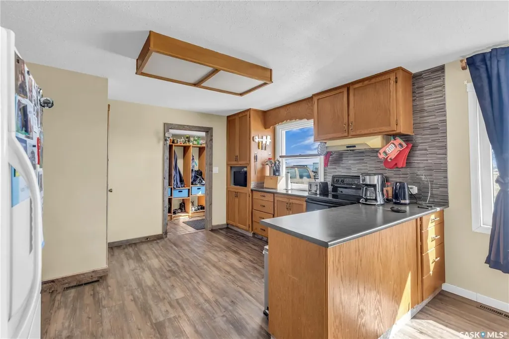 103 2nd Avenue S Goodsoil SK S0M 1A0