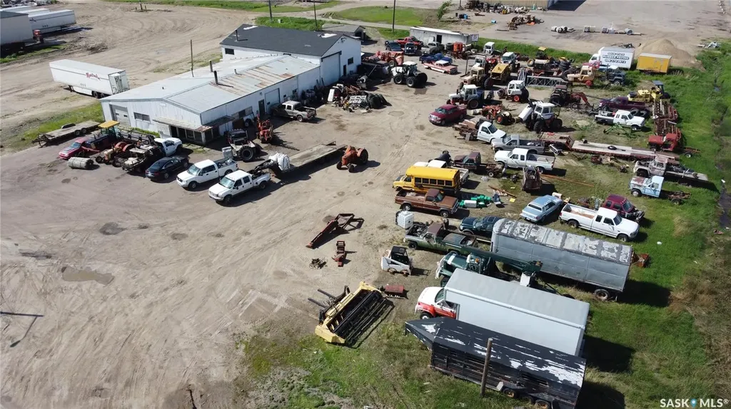 1385 Chaplin Street W Swift Current SK S9H 0H1