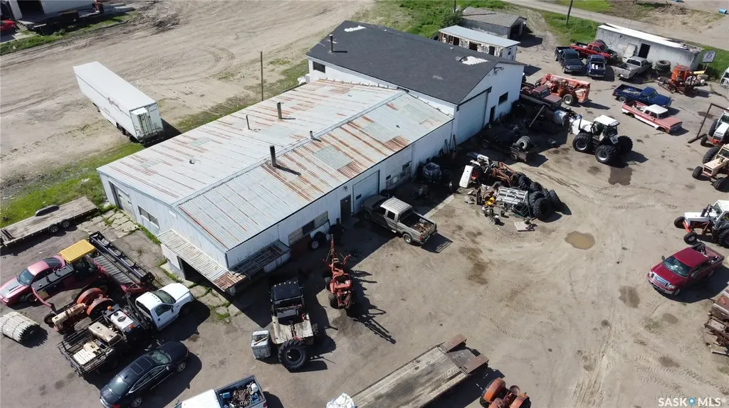 1385 Chaplin Street W Swift Current SK S9H 0H1