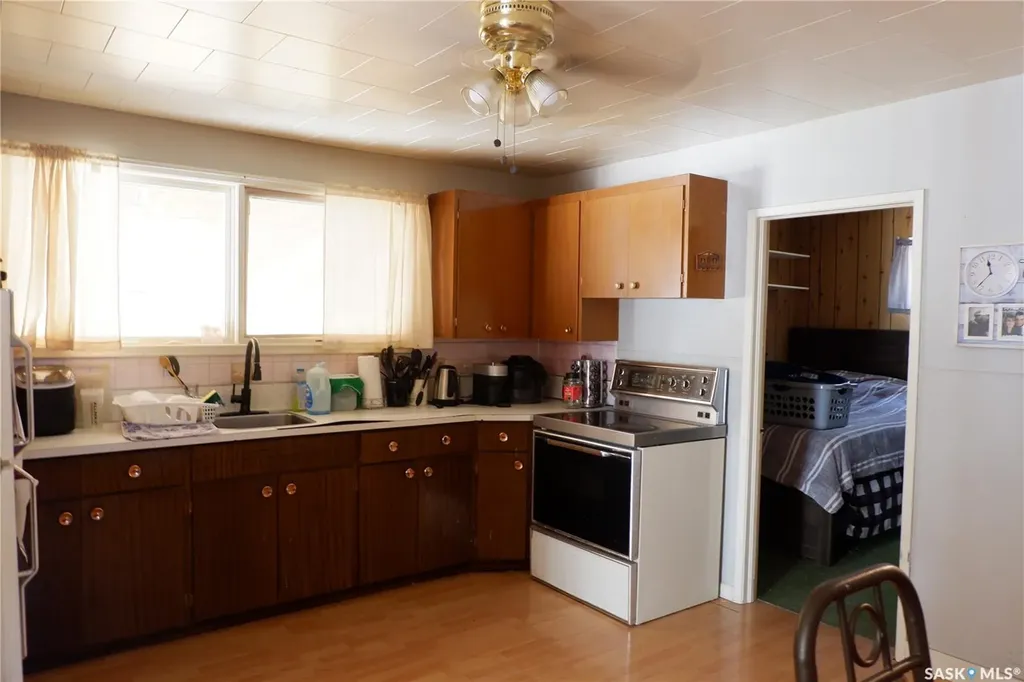 508 5th Avenue W Assiniboia SK S0H 0B0