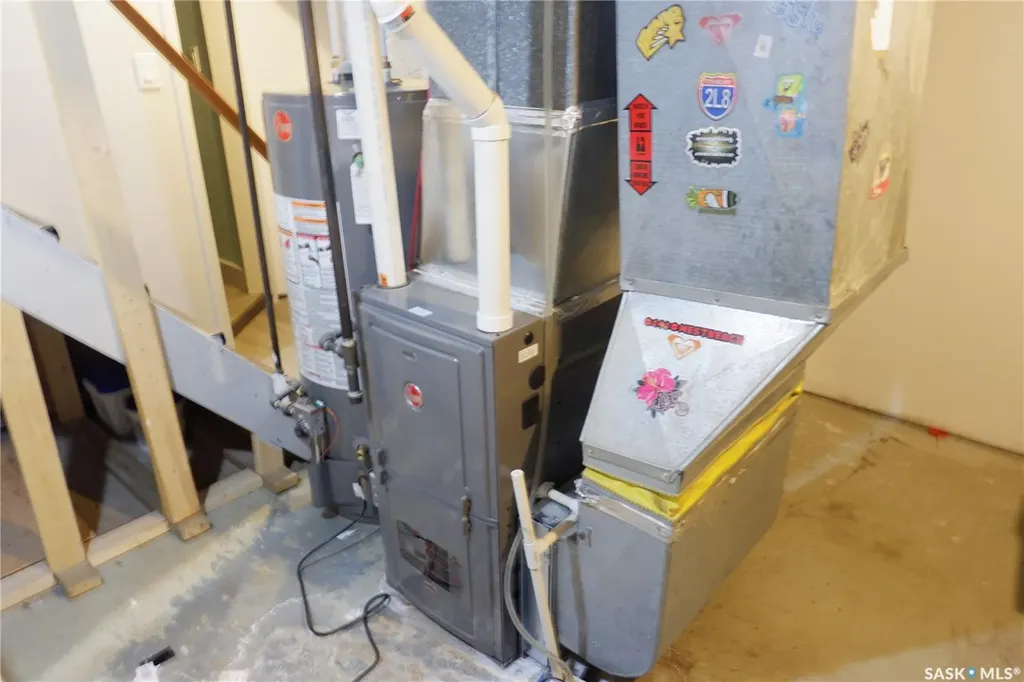 318 4th Avenue W Assiniboia SK S0H 0B0