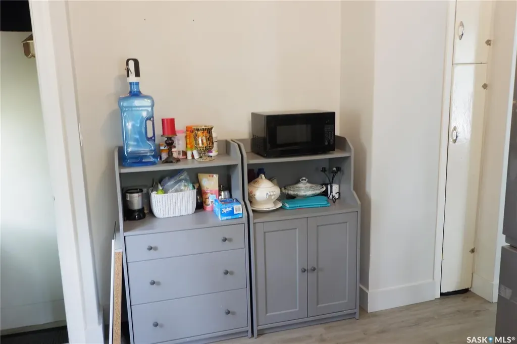 318 4th Avenue W Assiniboia SK S0H 0B0