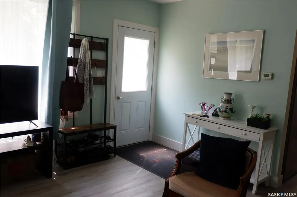 318 4th Avenue W Assiniboia SK S0H 0B0