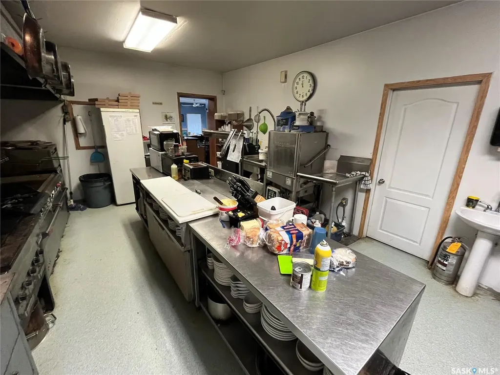 108 1st Avenue W Lintlaw SK S0A 2H0