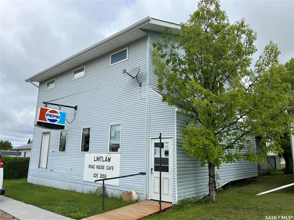 108 1st Avenue W Lintlaw SK S0A 2H0